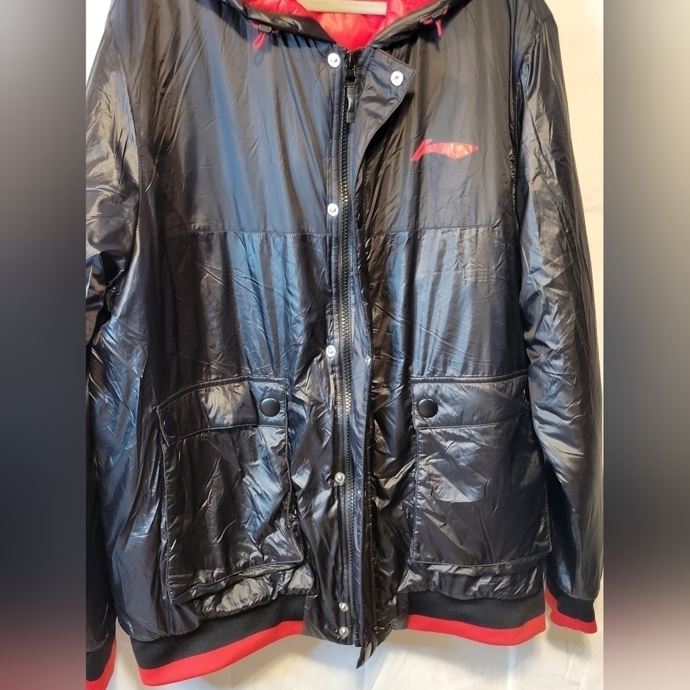 LI-NING Hooded Jacket - Picture 5 of 7